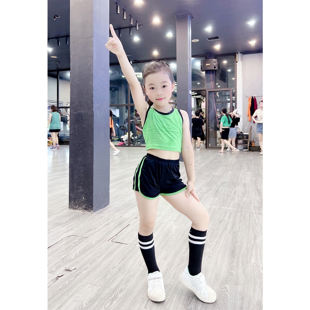 Set bộ thể thao croptop quần sooc ngắn nhảy dance tiktok zumba thể thao hay mặc nhà đều xinh cho bé gái FaneKids FA027