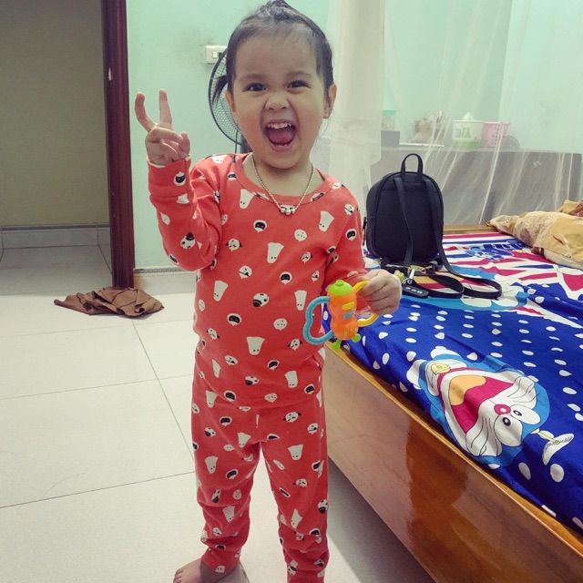 10 bộ quần áo trẻ em