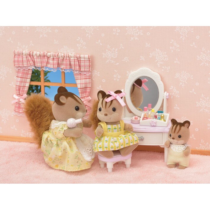 Đồ chơi nhà búp bê Sylvanian Families nội thất phòng ngủ 5285