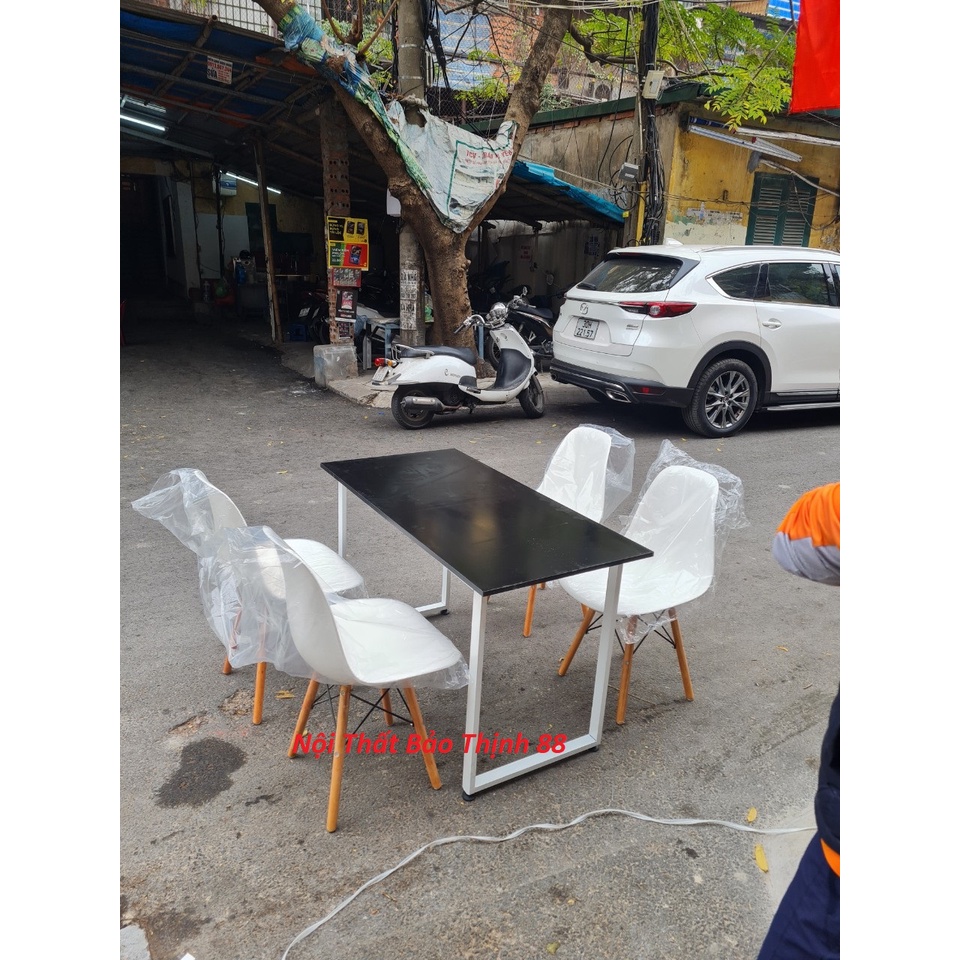 Bộ Bàn Ăn 4 Ghế Và 6 Ghế Tại Xưởng Nội Thất Nhà Bếp