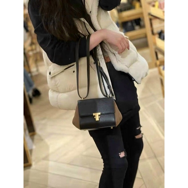 Túi Tory burch khoá chữ T