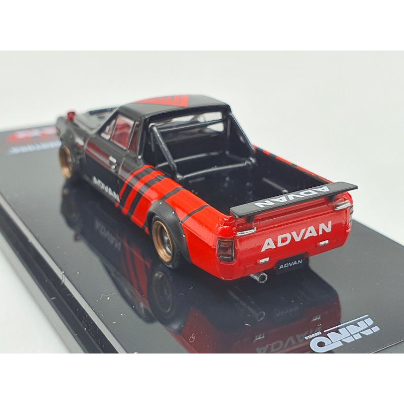 Xe Mô Hình Nissan Sunny Pickup Truck &quot;Hakotora&quot; &quot;Advan&quot; Concept Livery 1:64 Inno Models ( Đỏ Đen )