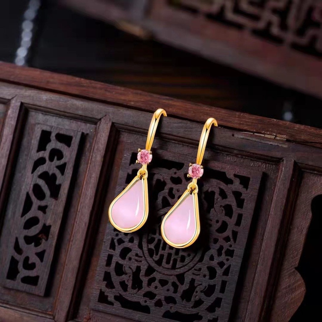 Đôi khuyên tai dài đính ngọc bích giả thời trang cho nữ