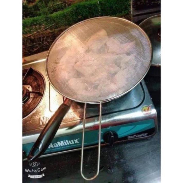 Tấm Chắn Dầu Mỡ Bằng Inox Có Tay Cầm Tiện Lợi - TongkhoGiaDung