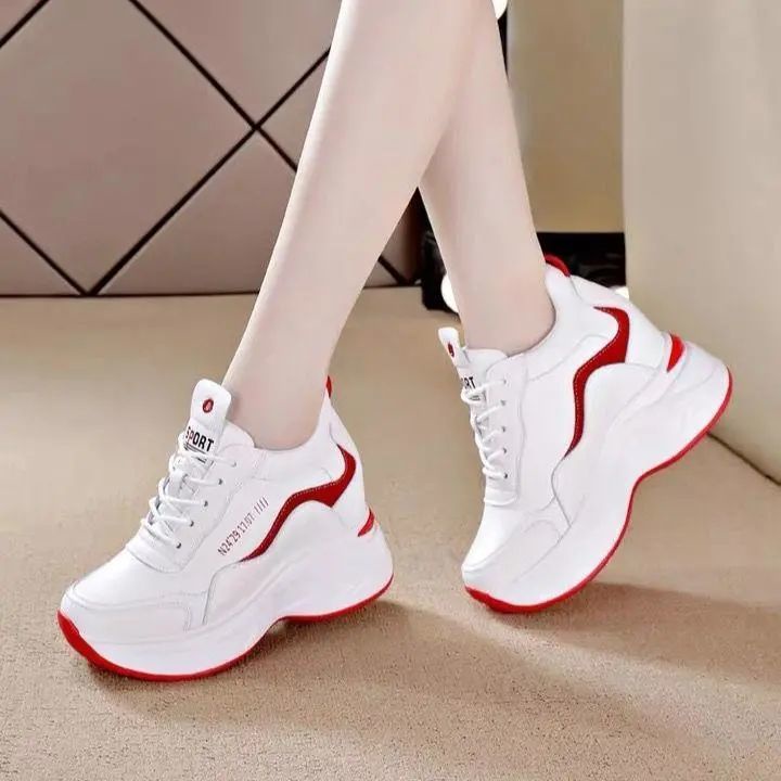 có hàng sẵn Giày thể thao nữ, giày độn đế nữ, cao 8.5cm, bằng da mềm chống thấm nước, đi mưa ko bị ướt chân, dễ vệ sinh khi bẩn TTH270