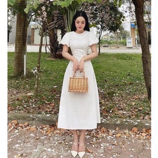 Váy trắng khoét lưng siêu xinh siêu xinh