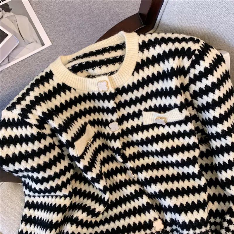 Áo Khoác Cardigan Dệt Kim Dáng Ngắn Thời Trang Cho Nữ  tao bao