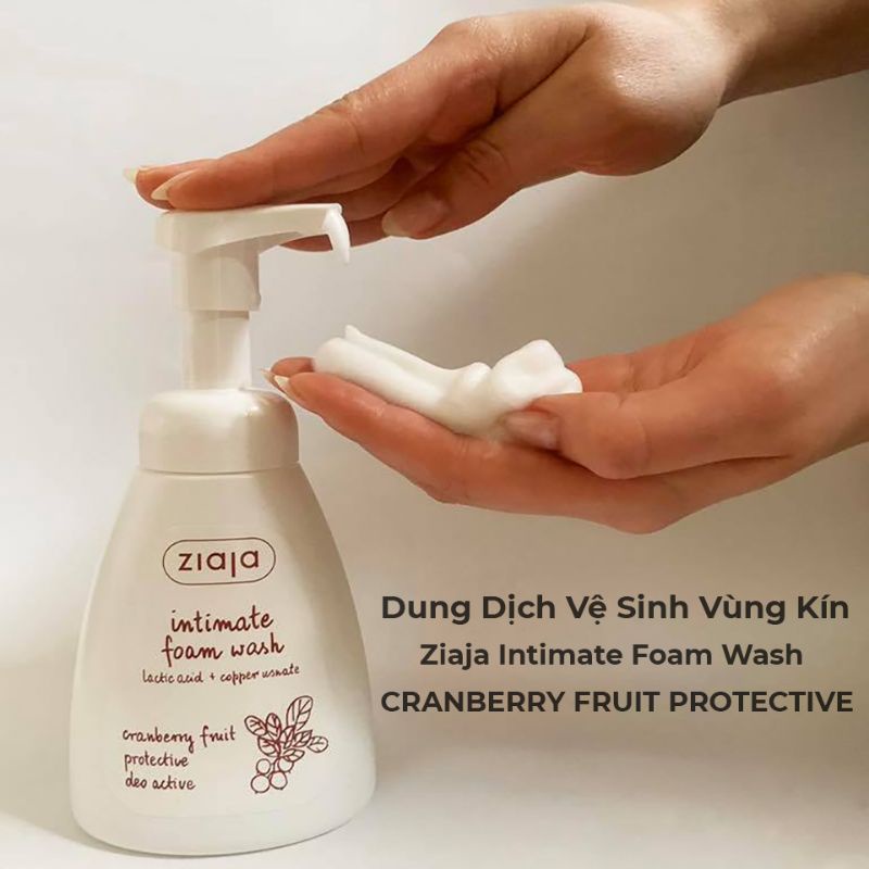 Dung dịch vệ sinh thảo dược siêu dịu nhẹ Ziaja Intimate Foam Wash 250ml