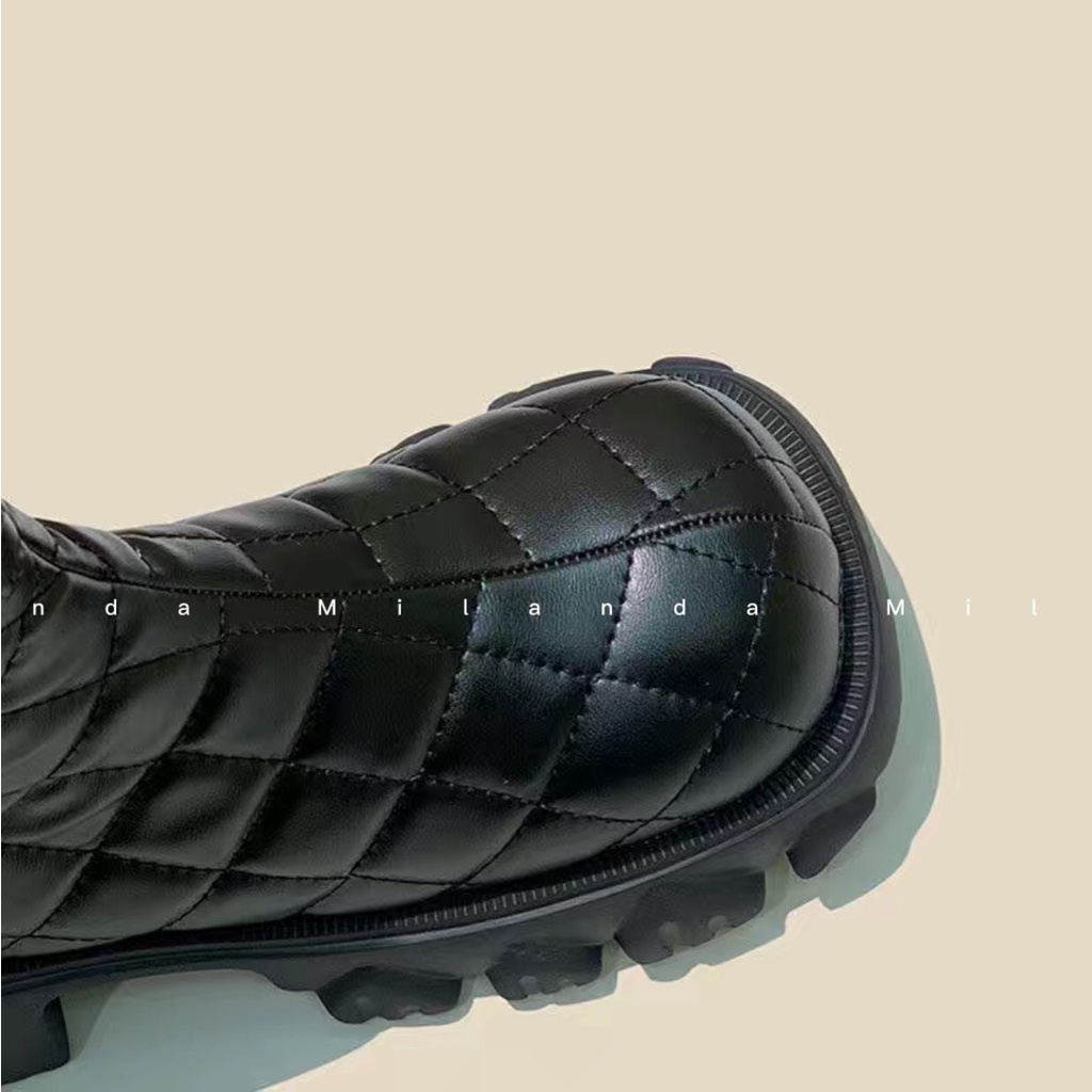 Giày Boot Nữ Cổ Cao Dây Kéo Da Lì Đế Độn Ulzzang - MILADA - SBMV-002