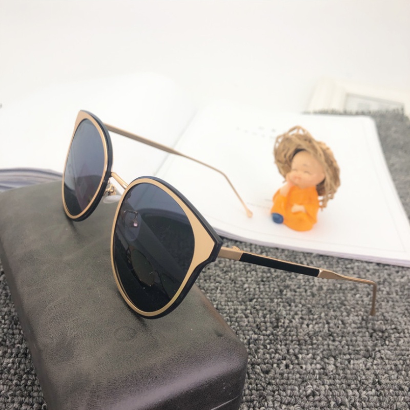 Kính Mát Mắt Mèo Gọng Kim Loại Thiết Kế Thời Trang Hàn Quốc