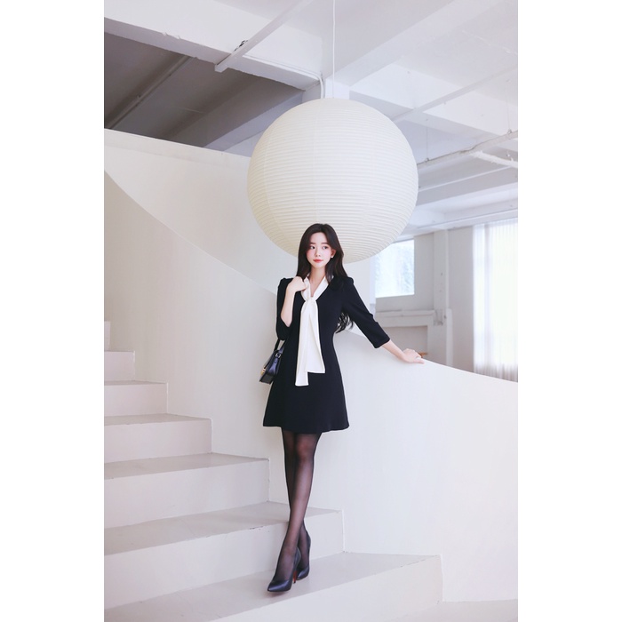 Váy Đầm Công Sở màu Đen Chất Mango Hàn Sang Trọng – Thanh Lịch