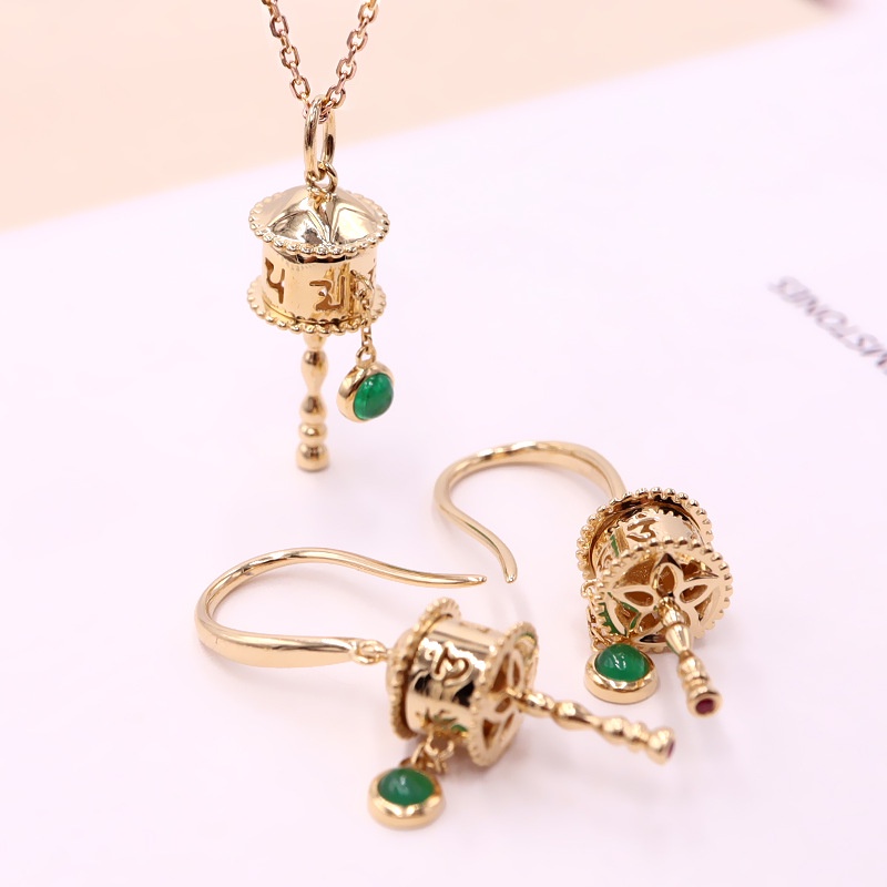 vòng cổ Mặt Ngọc Lục Bảo Bảo Vệ An Toàn Tự Nhiên