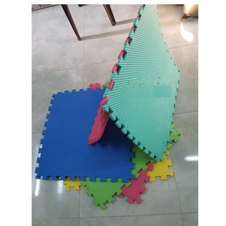 Thảm xốp ghép màu kích thước 60x60cm lót nền trải sàn