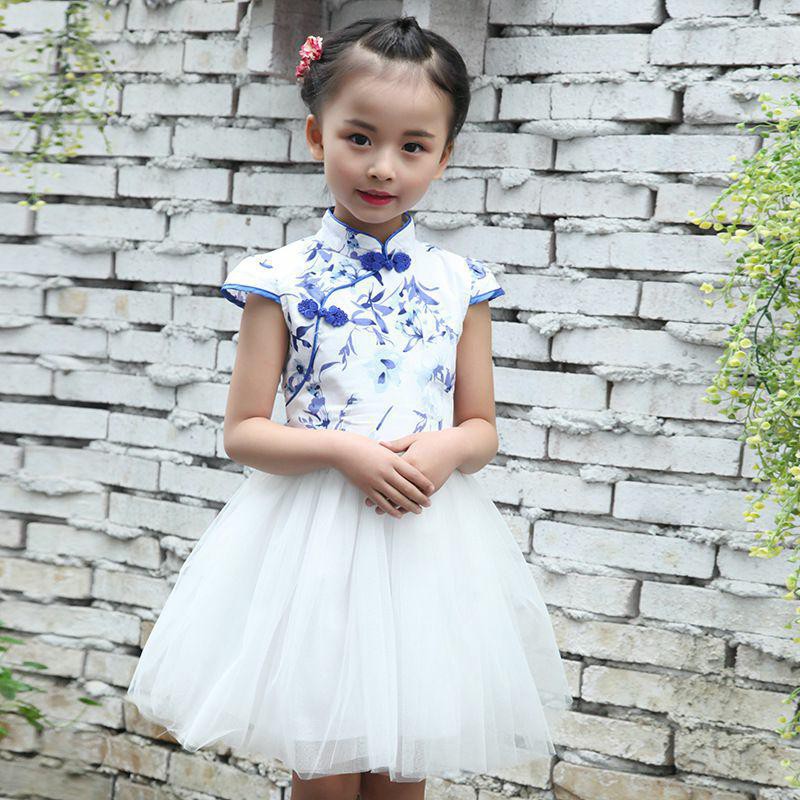 Đầm xòe tay ngắn thêu hoa phong cách Trung Hoa dành cho bé