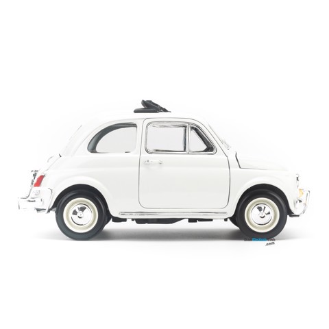 Mô hình xe Fiat 500L 1:18 Bburago