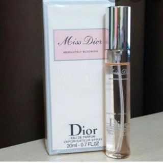 (20ml) Combo 8 ống nước hoa Nữ