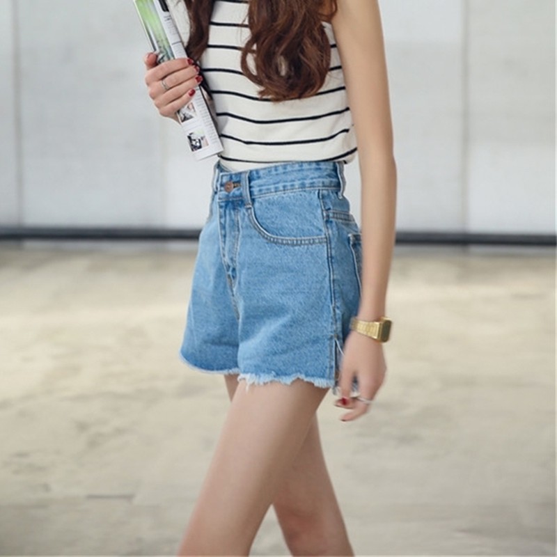 Quần short jeans ống rộng xẻ tà thời trang cho nữ