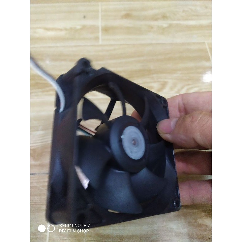 Quạt tản nhiệt Nidec Ultra Flo 24v