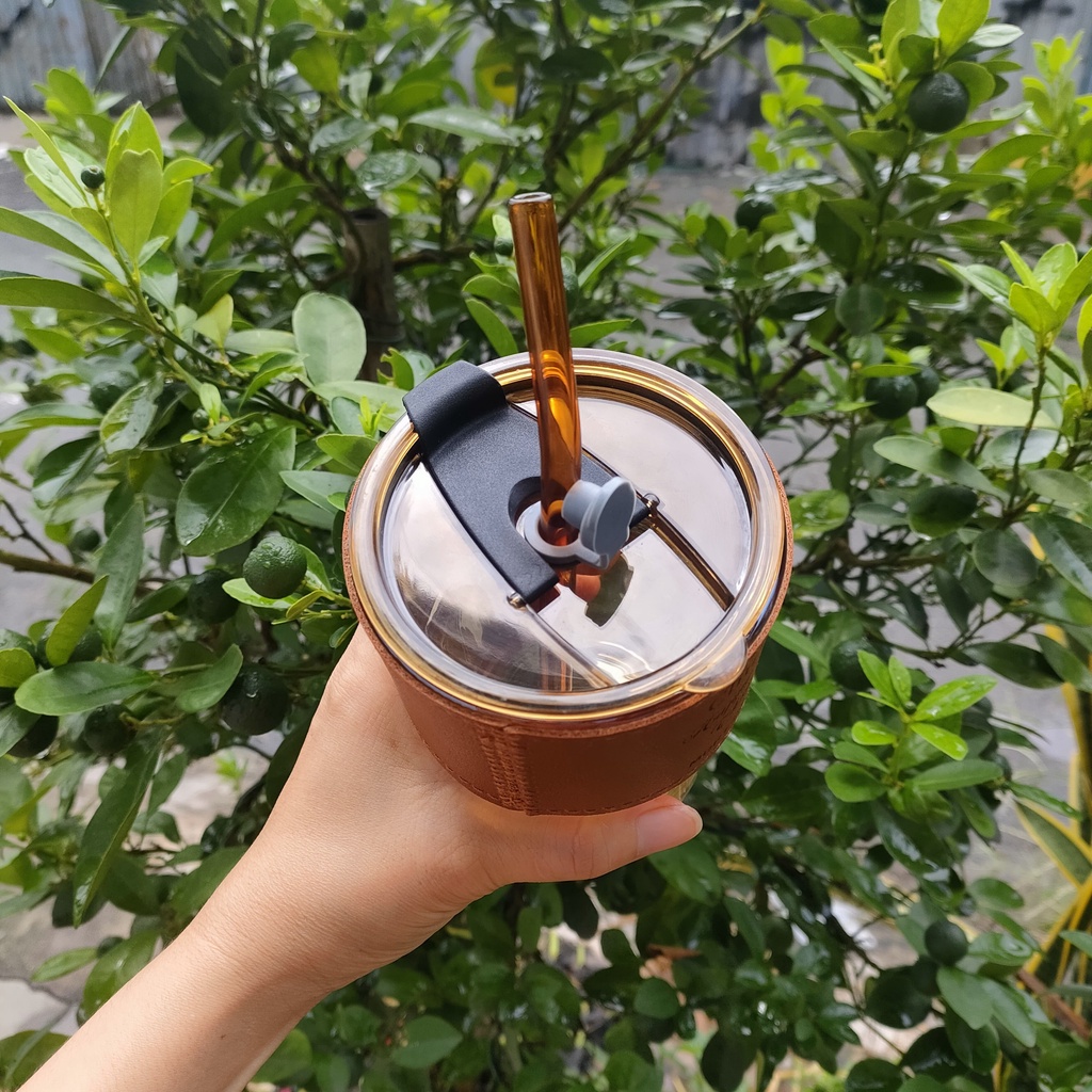 Ly Thủy tinh kèm ống hút và bao da khắc tên theo yêu cầu