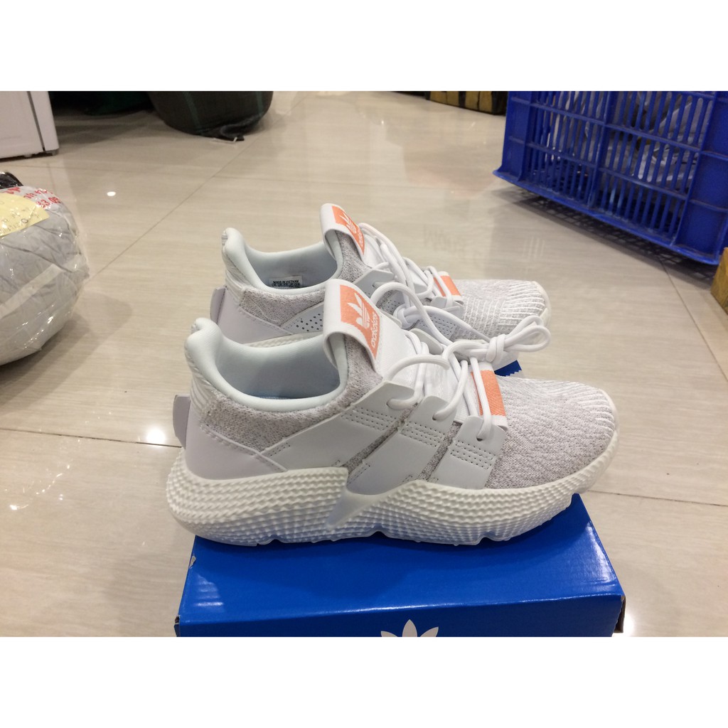 giày prophere mầu trắng xám