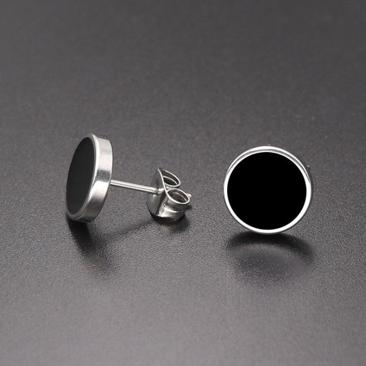 Bông tai titan tròn sơn đen viền màu bạc không gỉ