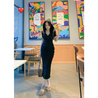 Đầm body tay ngắn cổ v có nón dáng dài xẻ tà sau chất thun gân mềm mịn