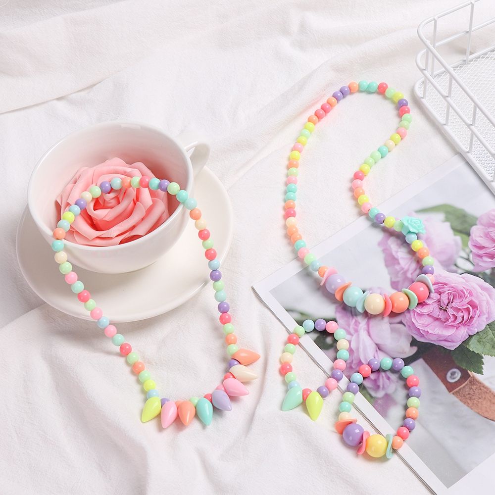 Set vòng tay vòng cổ xỏ chuỗi bằng hạt nhựa nhiều màu làm thủ công dùng làm quà tặng cho bé gái