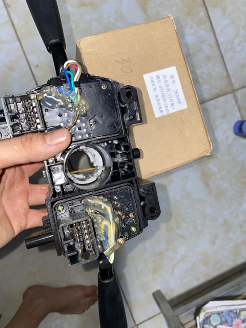 Sản phẩm gia đình làm: Công tắc tổng hợp jk3006 đông phong cửu pong