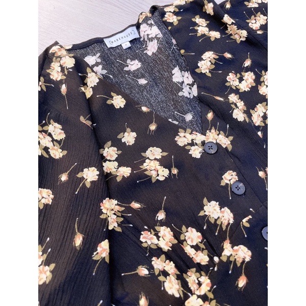 Đầm hoa warehouse