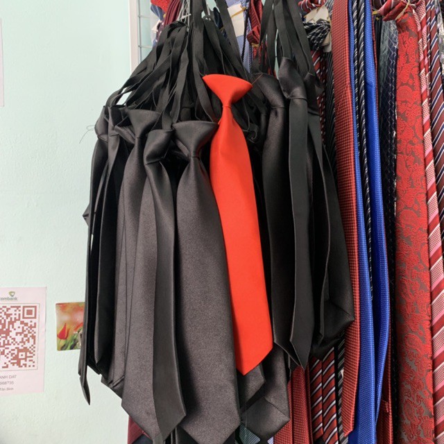 Cà vạt nam  thắt sẵn dây thun - cà vạt nữ sinh- Cavat sinh viênTH