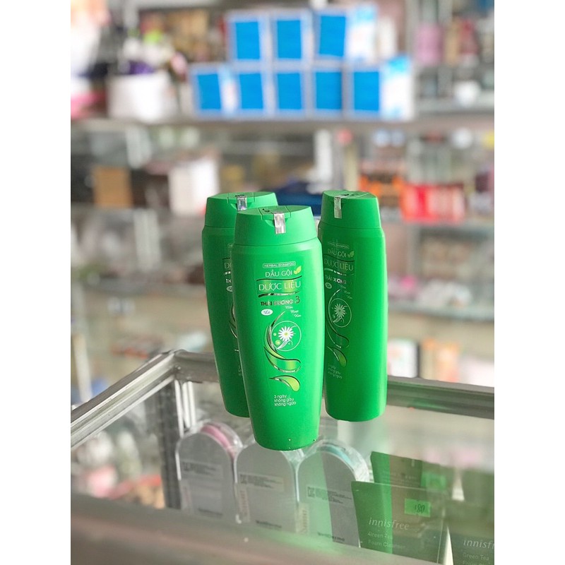DẦU GỘI DƯỢC LIỆU THÁI DƯƠNG 3 màu xanh mùi lá 200ml