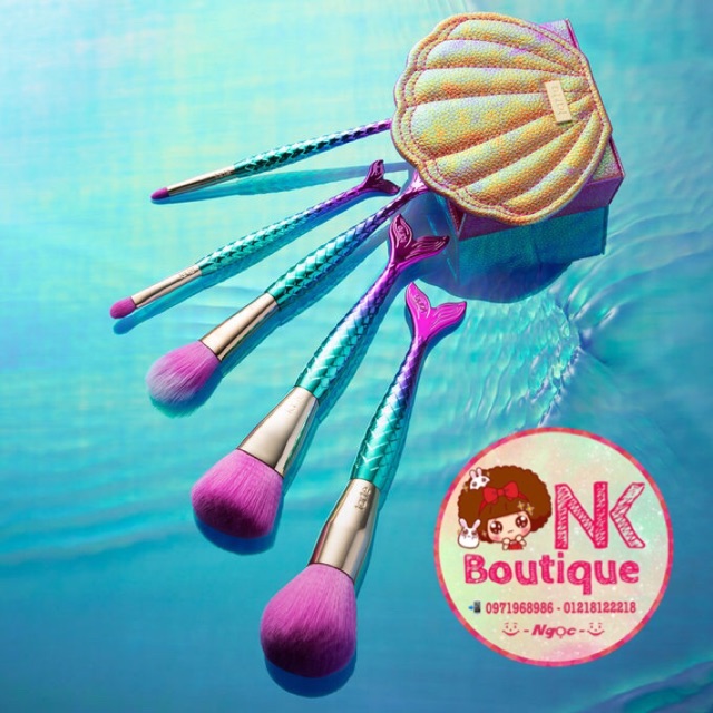 Cọ trang điểm Minutes to Mermaid Brush Set mới toanh từ Tarte