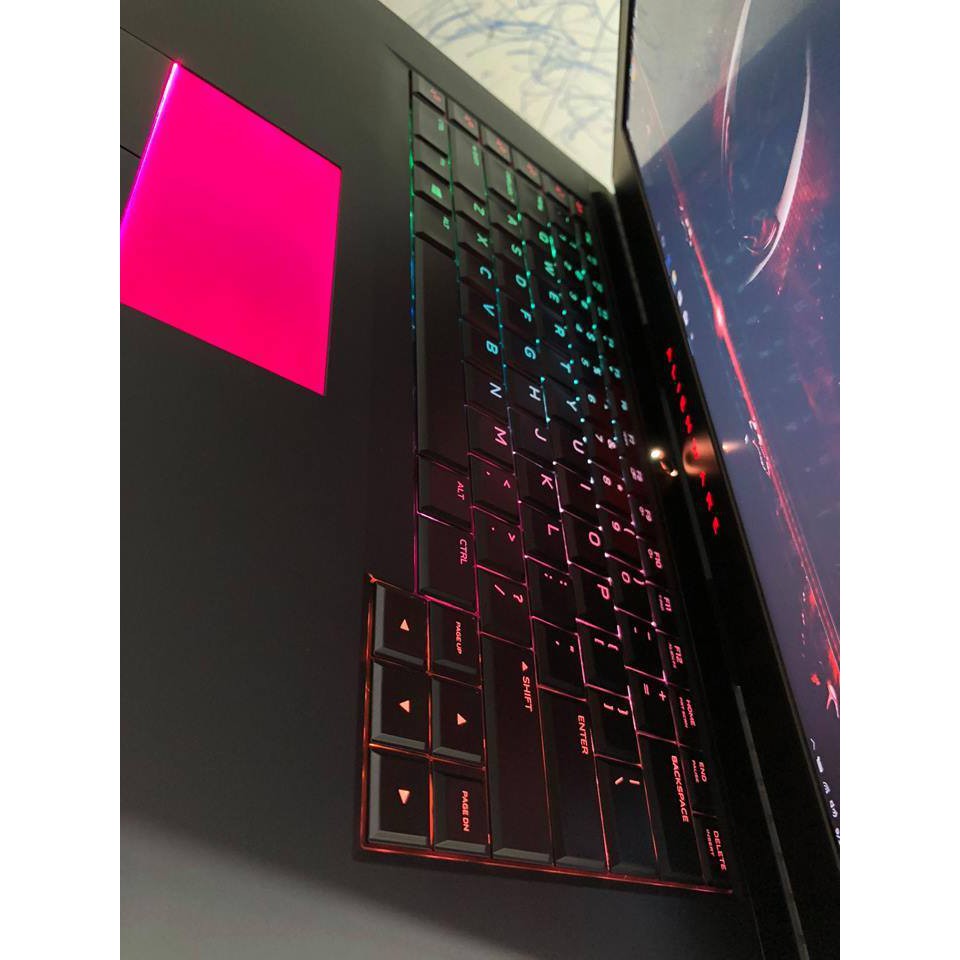 Laptop Dell Alienware 15R3, i7 7700HQ, 16G, 128G + 1T, RX570 = 8G, 15.6in | BigBuy360 - bigbuy360.vn