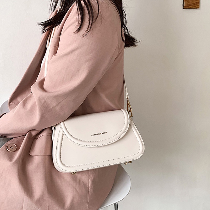 Túi đeo chéo IELGY khóa nam châm màu sắc đơn giản phong cách Hàn Quốc cho nữ