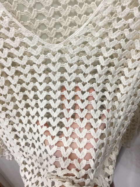 [Mã WARN20 giảm 20k đơn 150k] Áo lưới tim mặc đi biển , khoác ngoài bikini hot hit | BigBuy360 - bigbuy360.vn