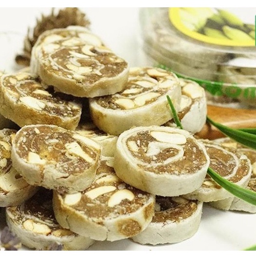 Bánh chuối phồng đậu phộng