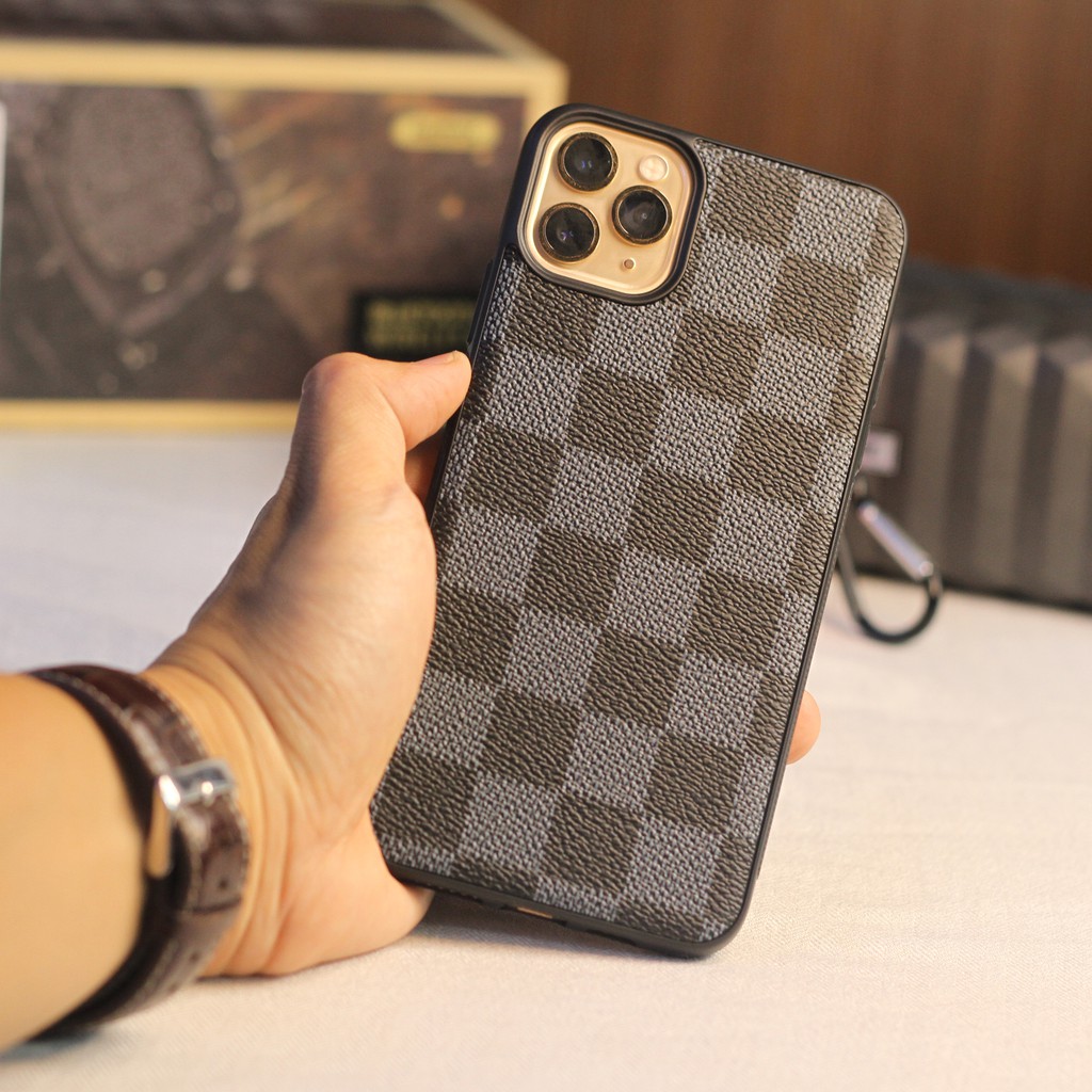 Ốp lưng iphone LV giả da cao cấp 6/6plus/6s/6s plus/6/7/7plus/8/8plus/x/xs/xs max/11/11 pro/11 promax Hana Case