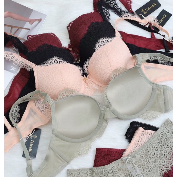 Bộ đồ lót xuất ren Âu , có gọng mút dày 4 cm siêu nâng ngực chất ren mềm mát