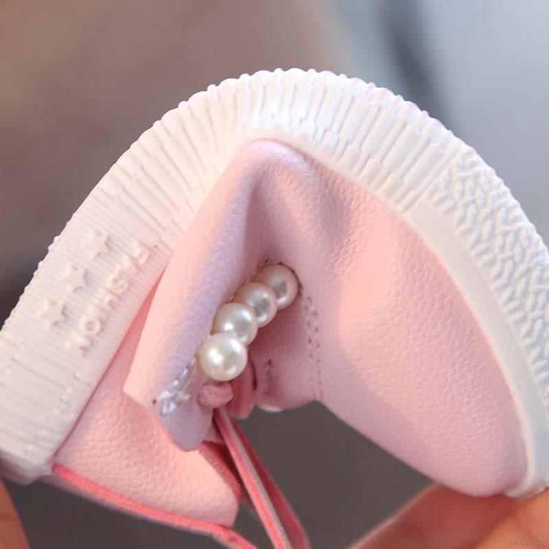 Giày đế mềm chống trơn trượt xinh xắn dành cho bé