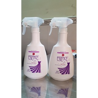 Nước ủi thơm quần áo Esscence 600ml