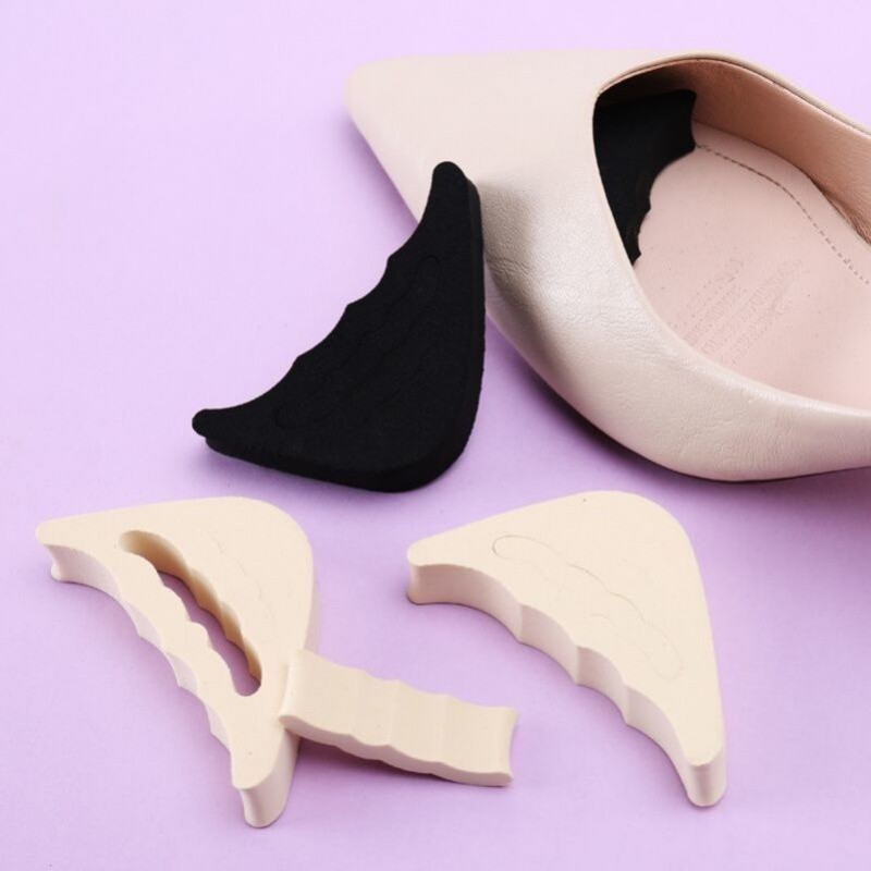Cặp miếng lót mũi giày bằng cao su non êm giúp giảm kích thước cho giày bị rộng