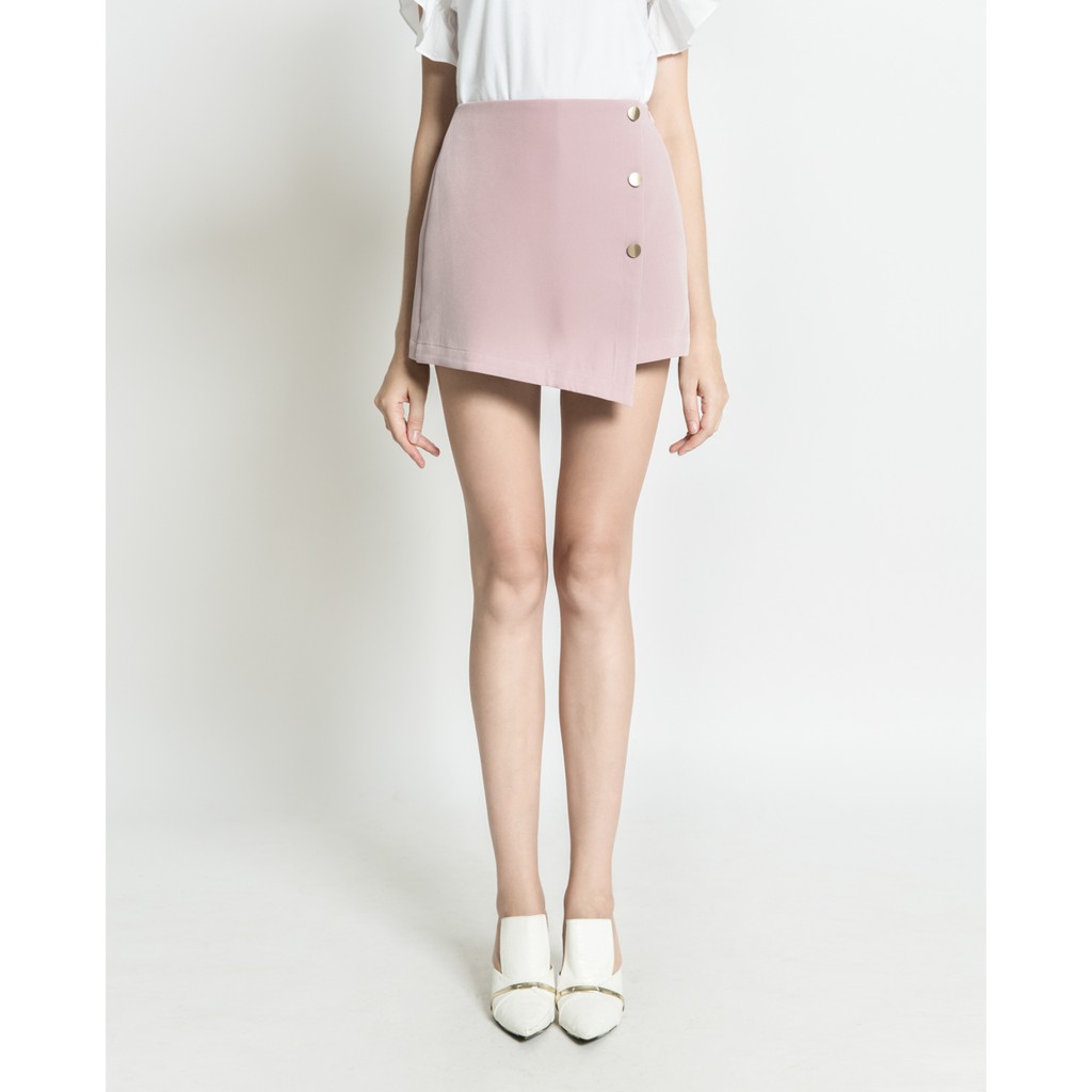 Quần short giả váy xếp chéo nút - 15006603 J-P Fashion
