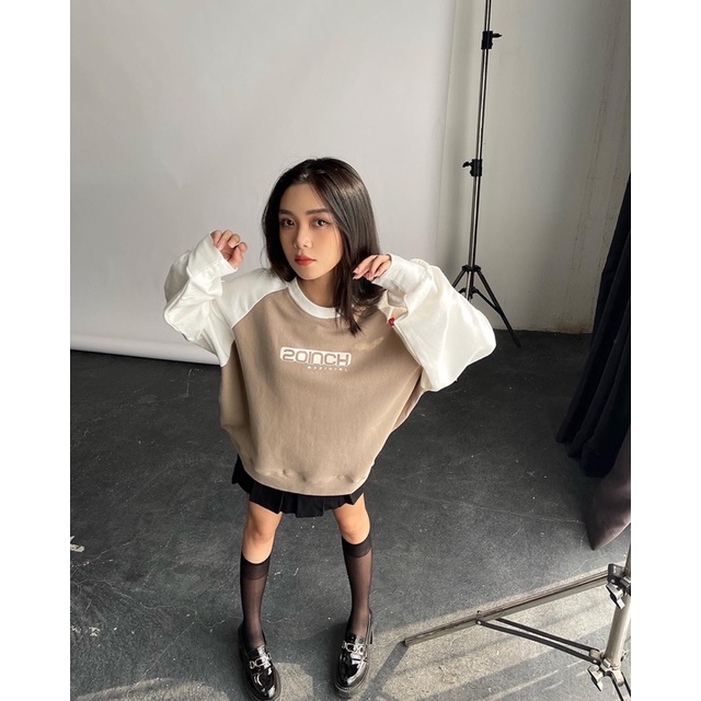 SWEATER LOGO TAY PHỐI