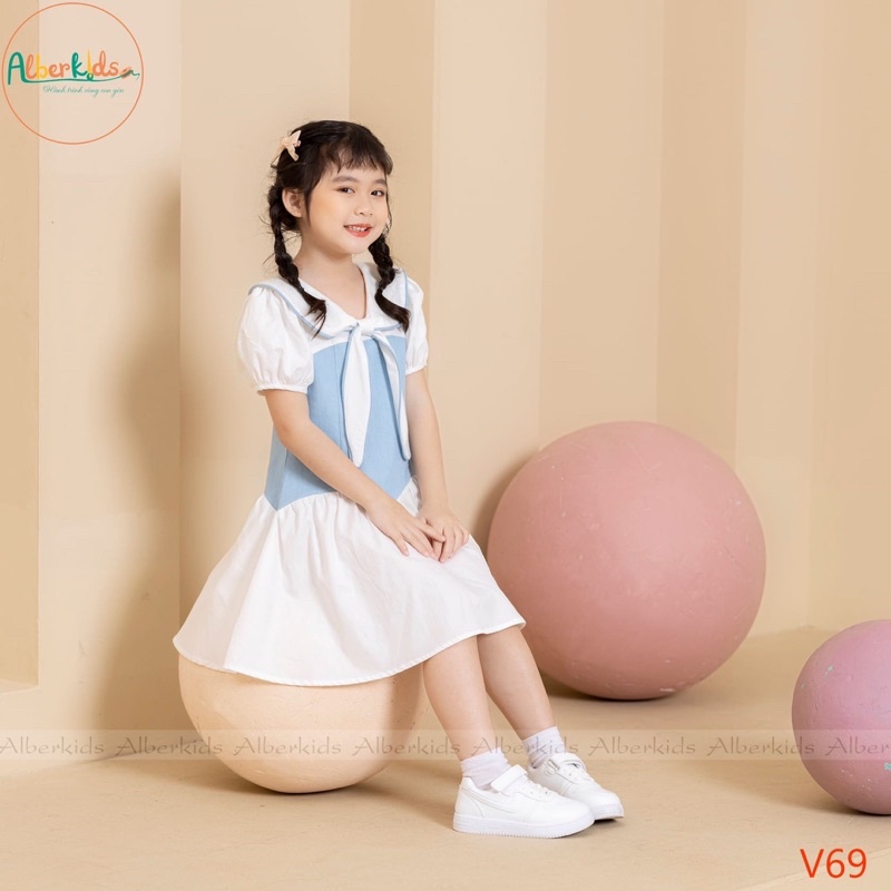 VÁY TRẮNG CỔ THUỶ THỦ CHO BÉ.