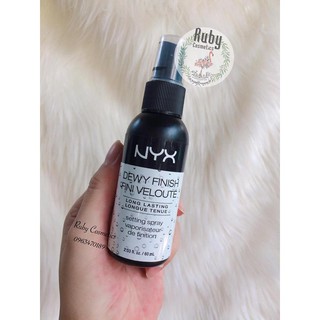 Xịt khoáng NYX Dewy Finish