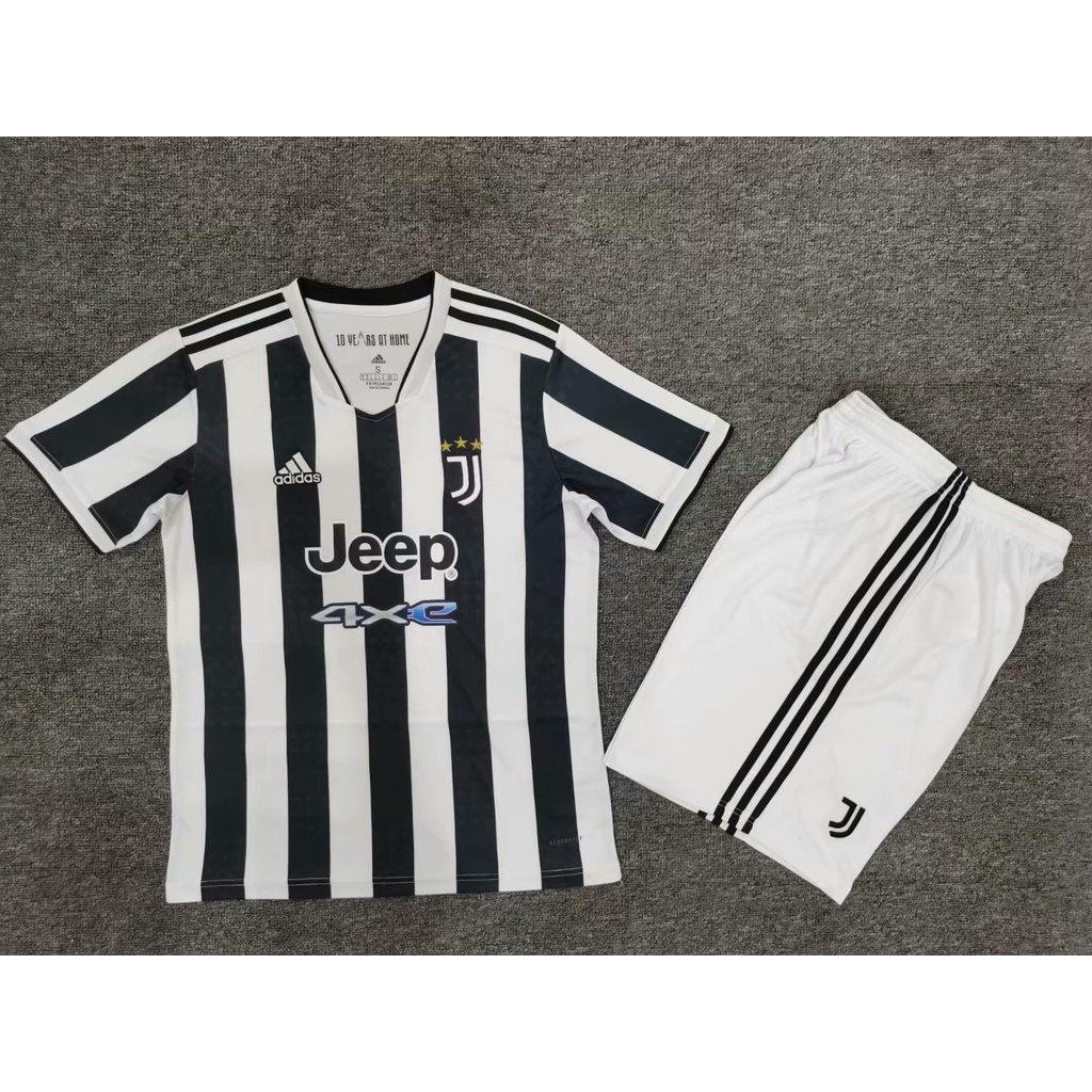 Set Đồ Đá Banh Gồm Áo Jersey Tay Ngắn Kẻ Sọc Trắng Đen Và Quần Short Size S-XXL Jersi lelaki 21 / 22 Cho Nam