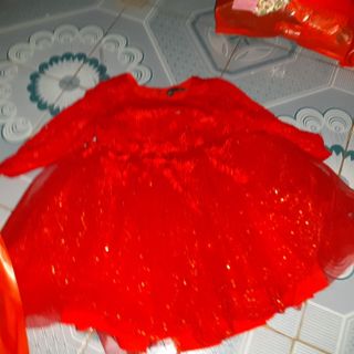 Combo váy của nhi