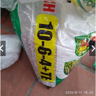 Phân bón 3 màu NPK Sông Gianh 10-6-4 gói 0.5kg