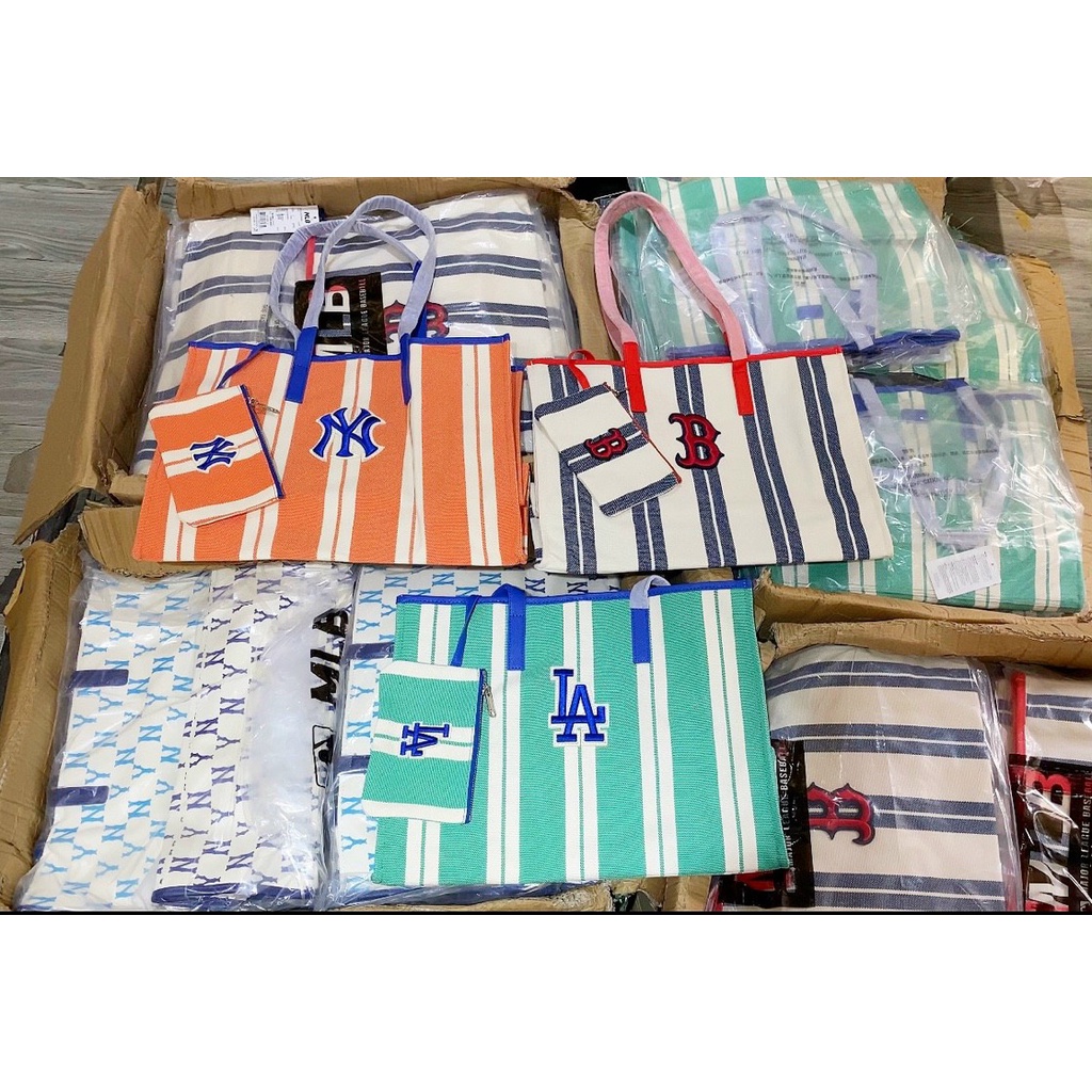 Túi tote MLB kèm ví nhỏ size 43 x 34 x 19cm màu mới hàng xuất dư