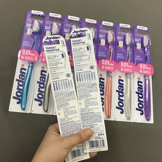 Bàn chải đánh răng Jordan Target